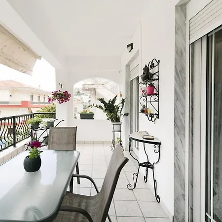 Happy * カヴァラ